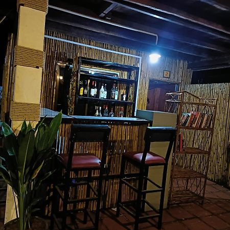 Sunshine Guesthouse Kampot Eksteriør billede
